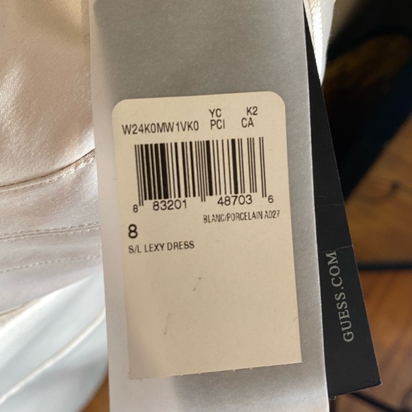 Guess Lexy dress. NWT. Size 8 - Picture 2 of 6